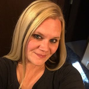 Meet your Posher, Candace